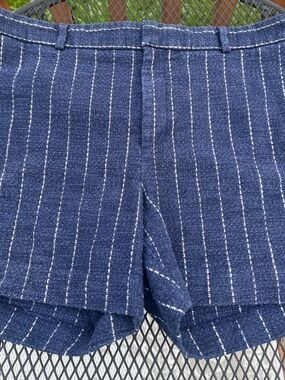 Banana Republic Navy Pinstripe Shorts Size 12 Women’s Cotton Blend Pockets